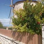 Anemomilos Asprogerakata