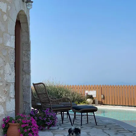 Anemomilos Villa Aszprojerakáta