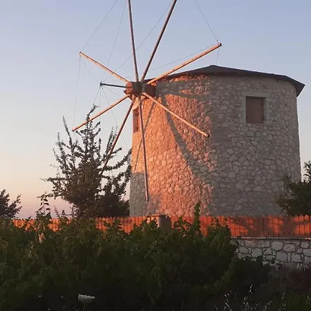 Villa Anemomilos Asprogerakata
