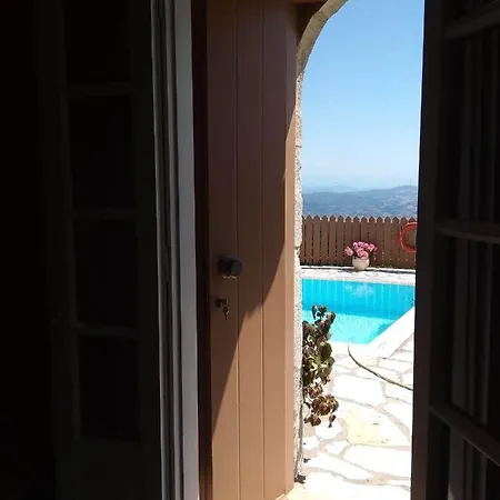 Villa Anemomilos Asprogerakata
