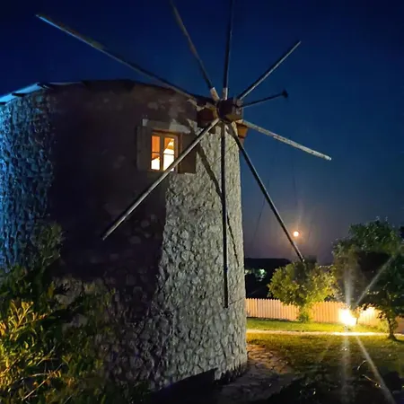 Anemomilos ヴィラ *